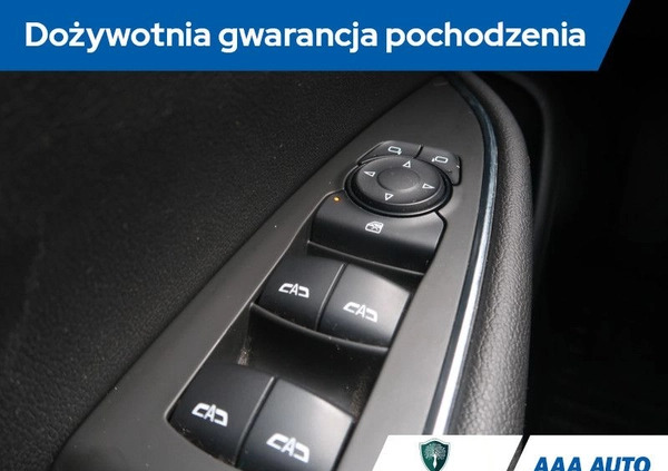 Opel Insignia cena 68000 przebieg: 136821, rok produkcji 2019 z Połczyn-Zdrój małe 326